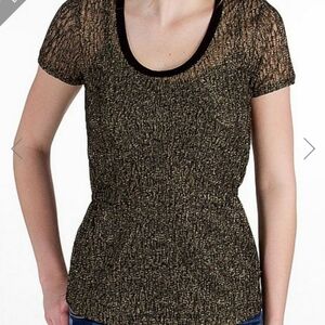 BKE Boutique Buckle Metallic Gold Sheer Shirt Mob Wife Medium